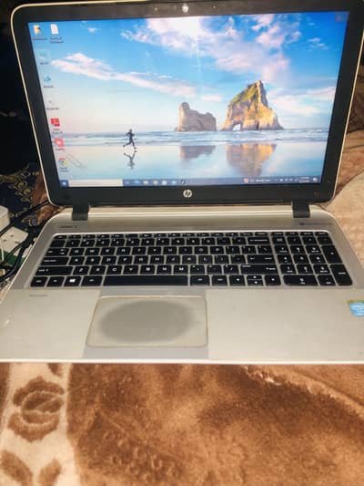 HP 4th generation neat and clean resenable price