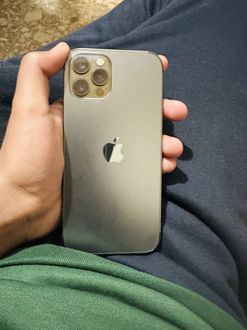iPhone 12 Pro 3