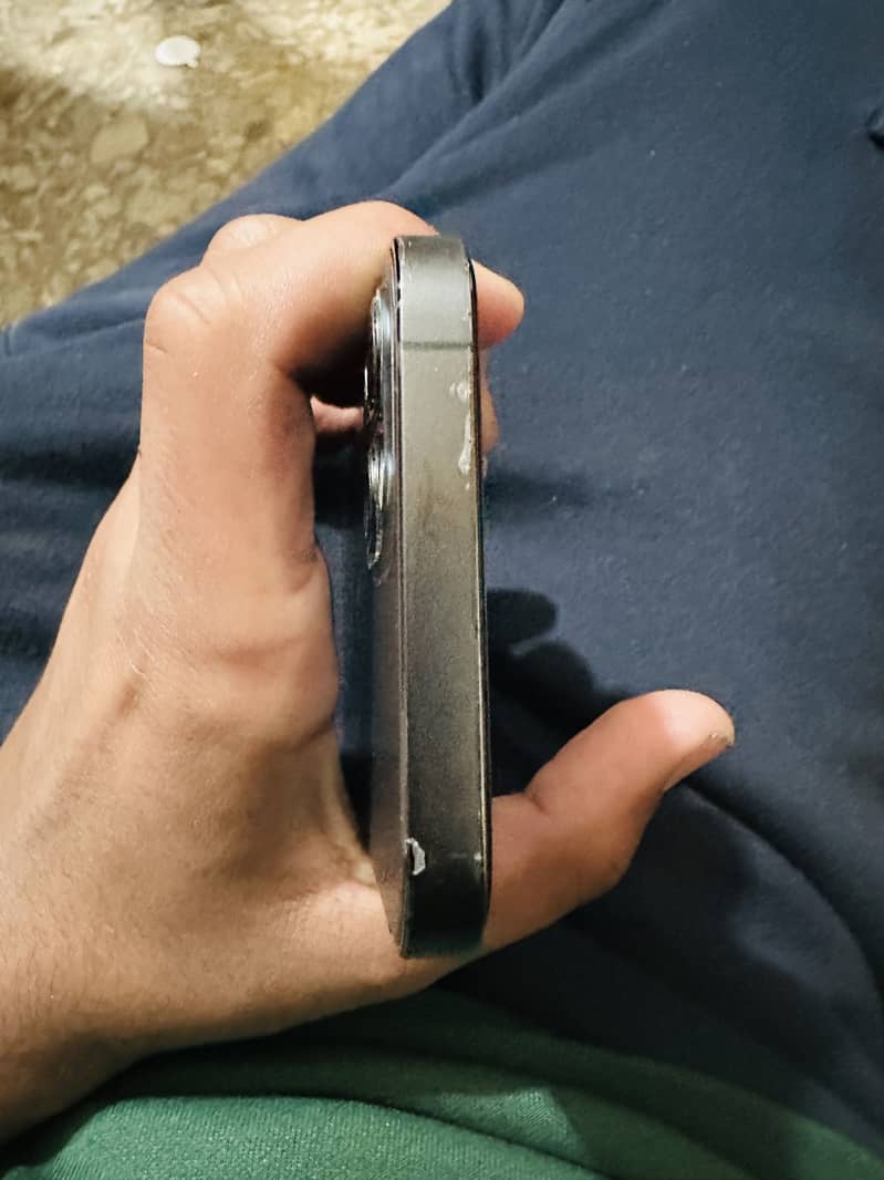 iPhone 12 Pro 5