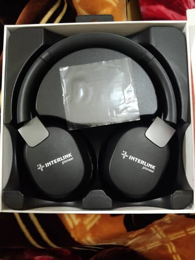 Interlink Pioneer Bluetooth Headphones – Like New – 3200