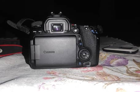 canon eos 70d 10/10 condition urgent sell