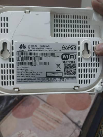Huawei HG8145v5                                            wifi router