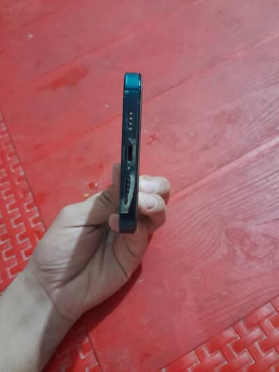 I'm selling my iPhone 14 plus