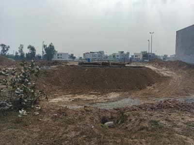 10 Marla Plot For Sale Bahria Town Lahore