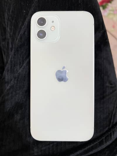 Apple iPhone 12