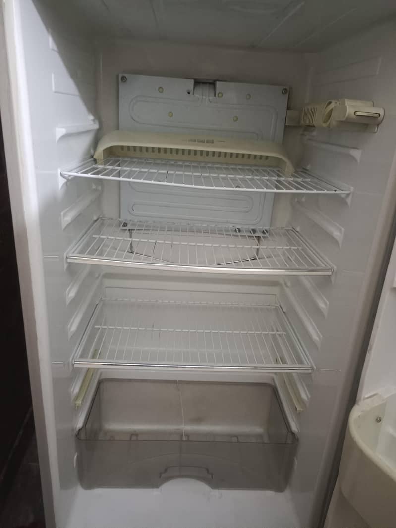 refrigerator 1