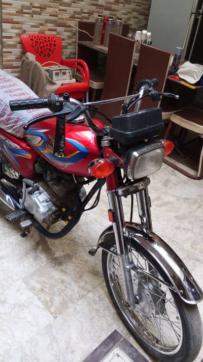 United 125cc 2022