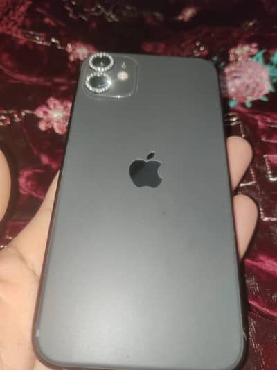 Iphone 11  64 GB    black clr  10/10