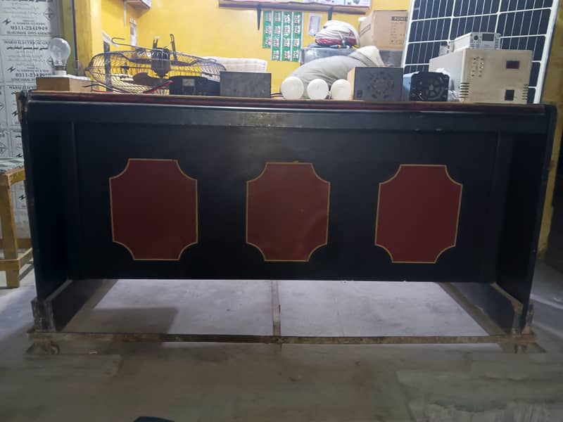 Office reception table 0