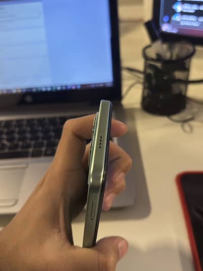 Infinix hot 50i 6/128 exchange possible