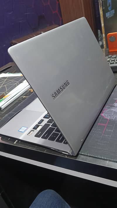 Samsung Laptop i7 6th gen