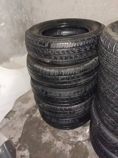 tyre's Dunlop size R13