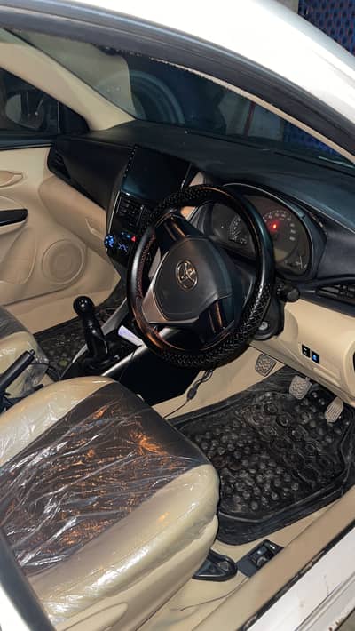 Totyota yaris Gli total geninue