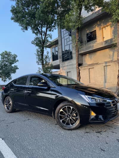 Hyundai Elantra GLS 2022/23