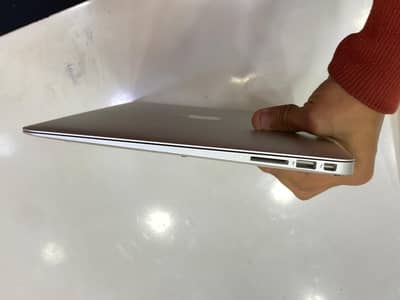 Macbook air read full add