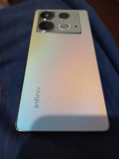 Infinix note 40