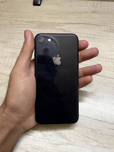 IPHONE 8 OFFICIAL PTA APPROVED WITH BOX CONDITION 10/10