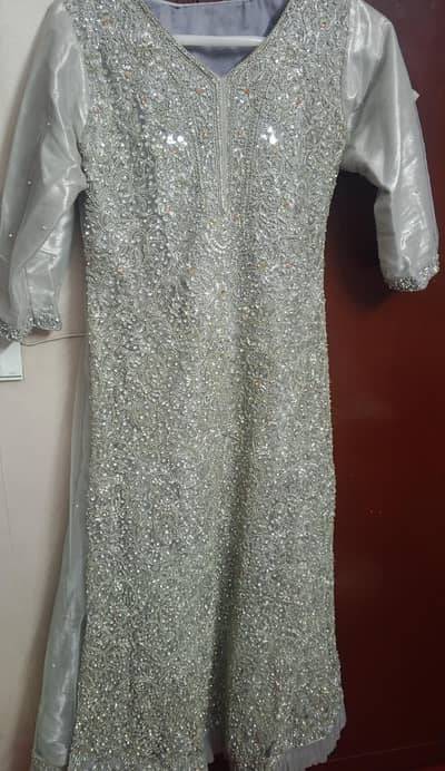 waleema dress silver with peach contrast