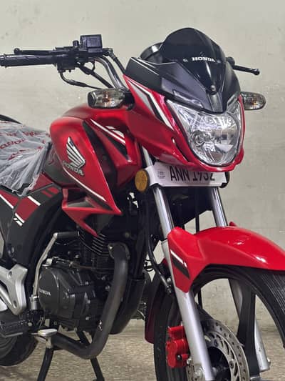 Honda cb150f 2022 model ( low millage )