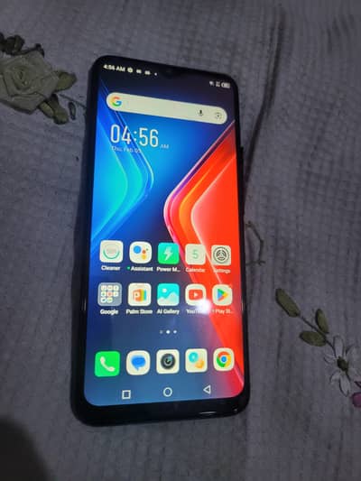 in fin if hot 11 play 4.64  with charger