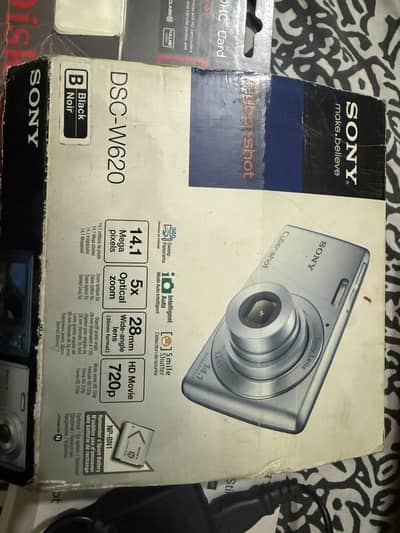Sony CyberShot Digital Camera DSC-W620