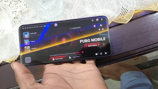 red magic 7 Pro  255 GB story and Ram 12 GB condition 9/10