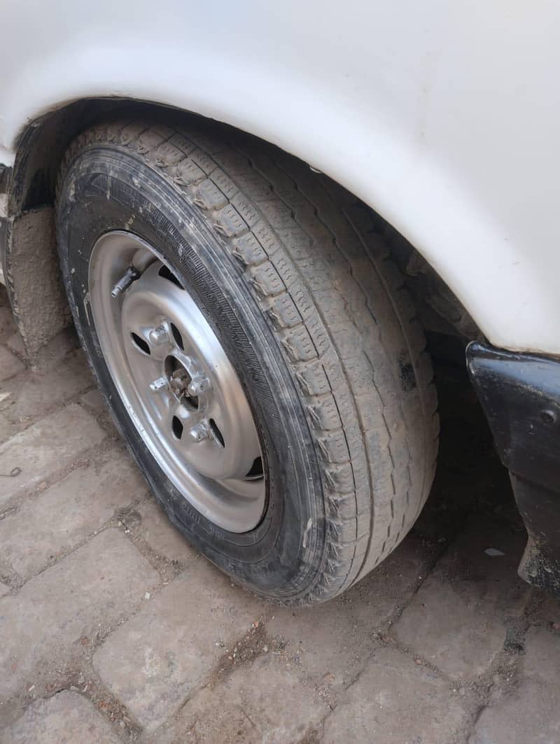 سوزوکی خیبر 4