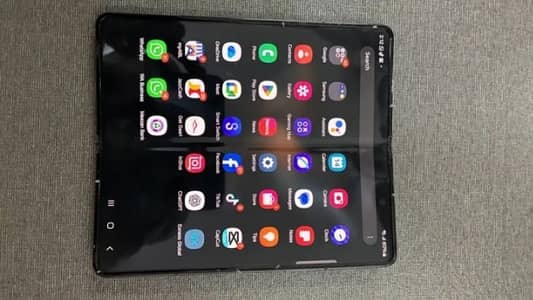 Samsung Galaxy z fold 4