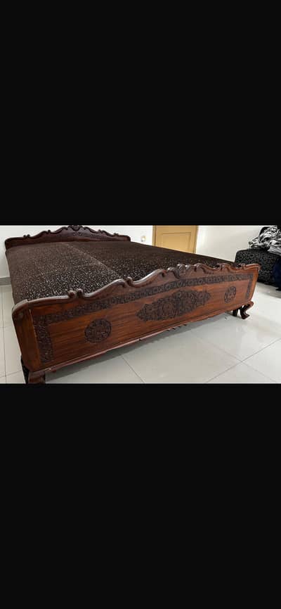Deewan (Obligue Bed)