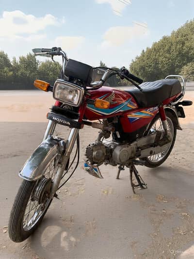 Honda CD 70 bike