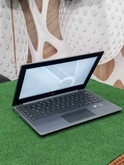 hp Chromebook 4gb ram /32gb 2029 update