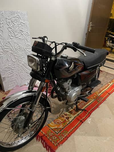 Honda cg 125 for sale 0322/80/68/302 model 2022 Punjab register