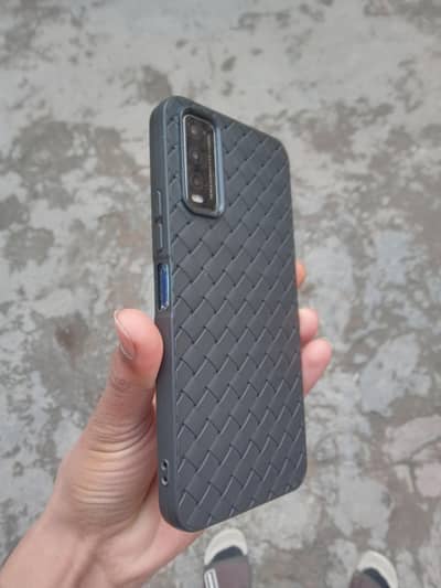 Vivo y20s 8/256 pta approved condition 10/9
