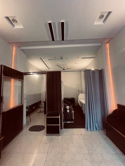 Paramedic /Dispenser/ Compounder Required