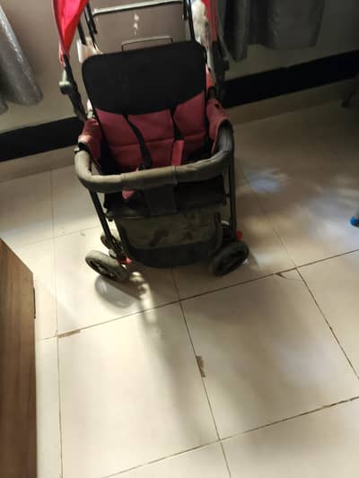 pram in excellent condition can carry 2 kids