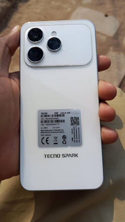 Tecno spark 40