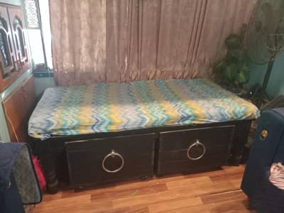 wooden takhat with 2 dowroz