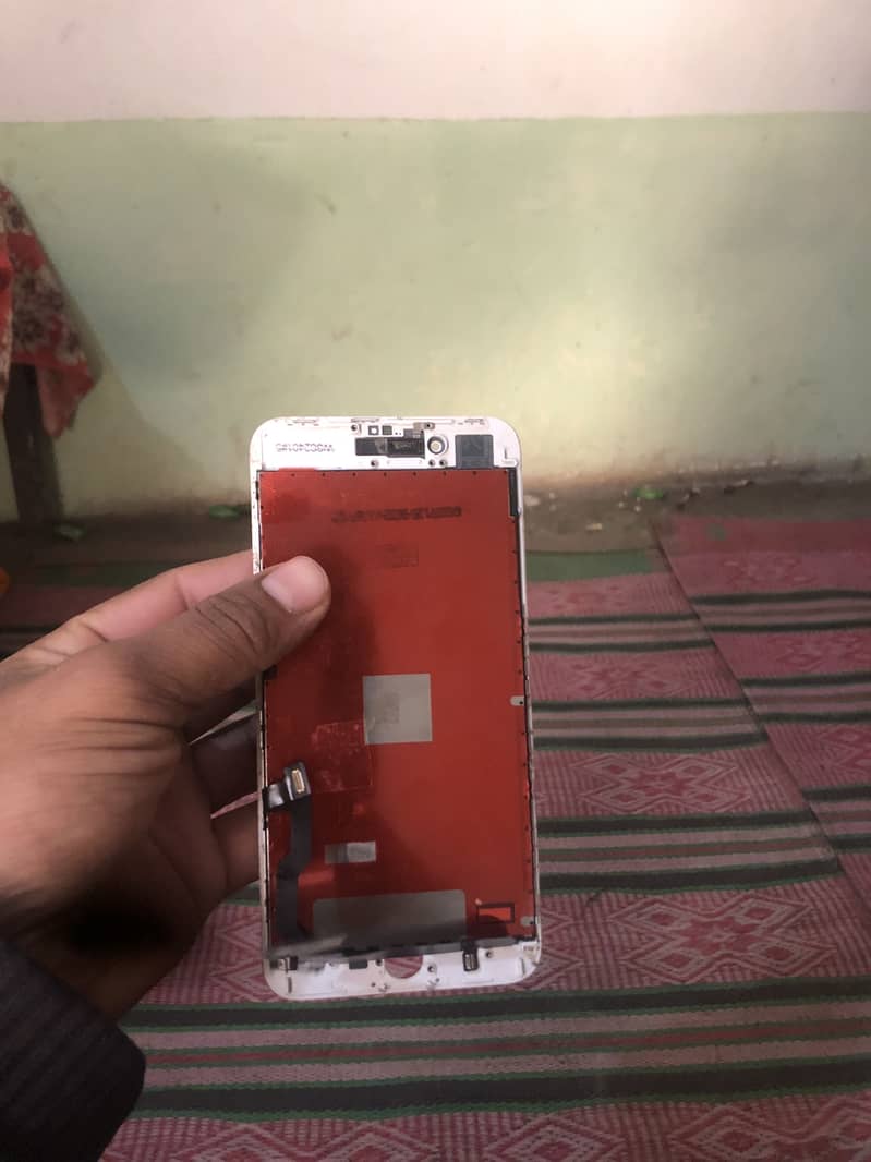 iPhone 8plus panel 1