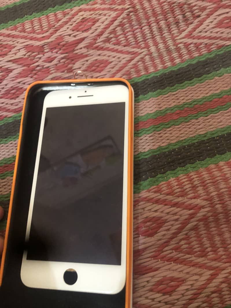 iPhone 8plus panel 2