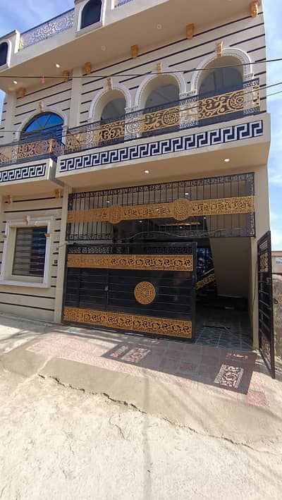 Immediately Sale   5 Marla 1.5 Storey Newly Constructed Beautiful House