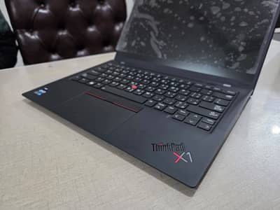 Lenovo ThinkPad X1 Carbon Gen 11 – Open Box (Challenging Price)