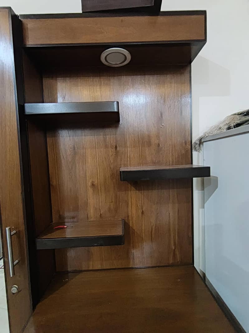 Beautiful Dressing table 1