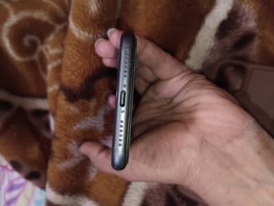 iPhone 11  64 gb (jv) 10by10 condition battery health 85