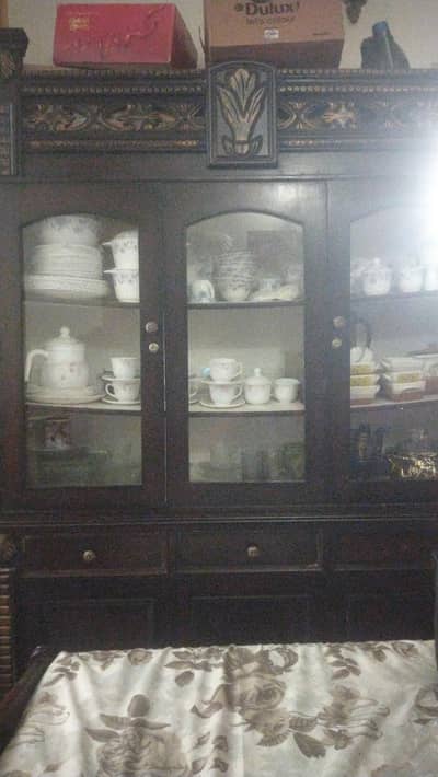 crockery cabinet /bartan wali almari