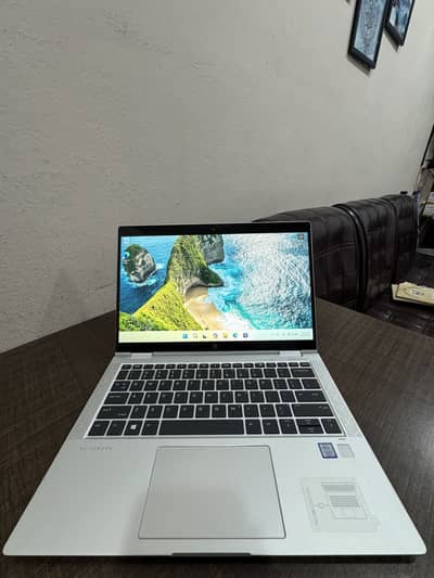 HP EliteBook x360 1030 G4 , Intel Core i5-8265U (8th Gen)