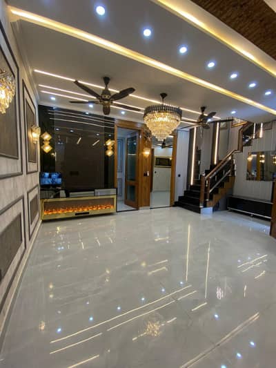 1 Kanal Brand New Luxury Upper Portion Available For Rent