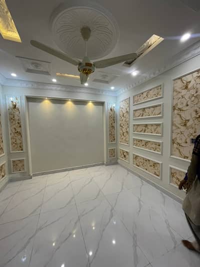 5 Marla Brand New Lower Portion For Rent