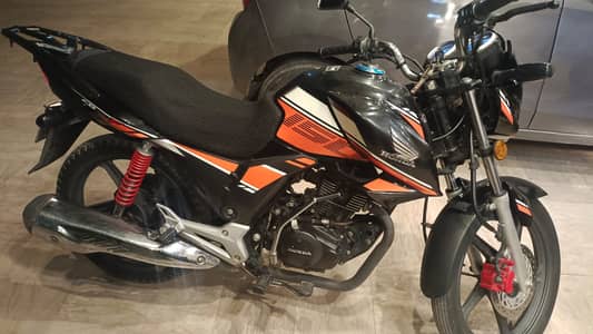 Honda CB 150F 2022 Model | First Owner | Low Mileage