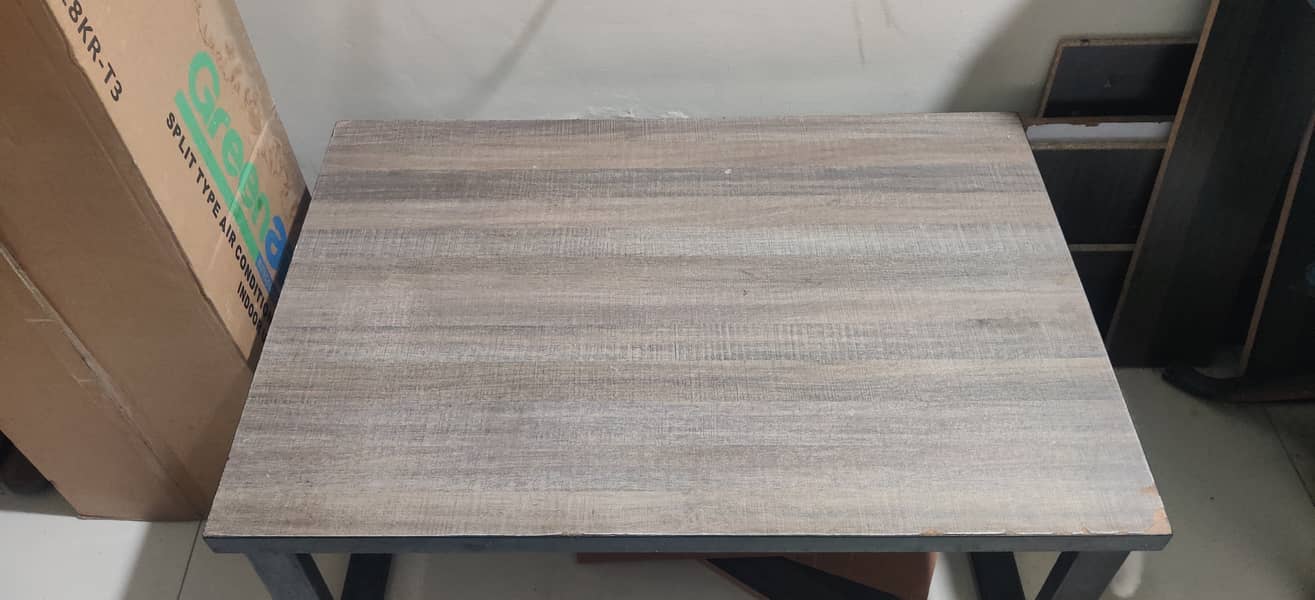 Multipurpose Study Tables. 10