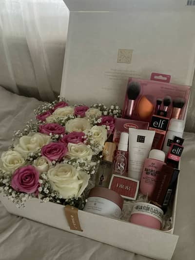LUXE MAKEUP BASKET !!!